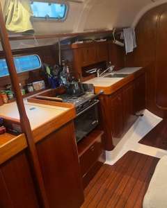 Beneteau Oceanis 351