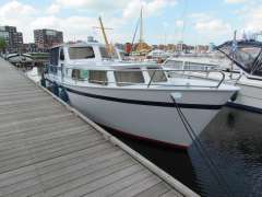 Babilja 1035 Yate a motor