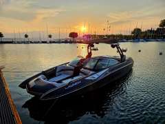 Supra SA 350 Worlds Edition Wakeboard/Wakesurf