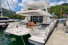 Leopard 53 Powercat Motorcatamaran