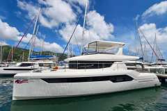 Leopard 53 Powercat Catamaran à moteur