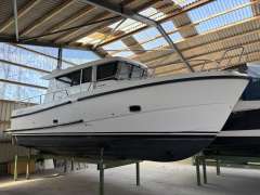 Sargo 33 aft door