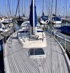 Hallberg-Rassy 352