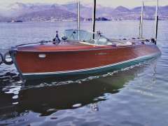 Riva Tritone Klassisk motorbåd
