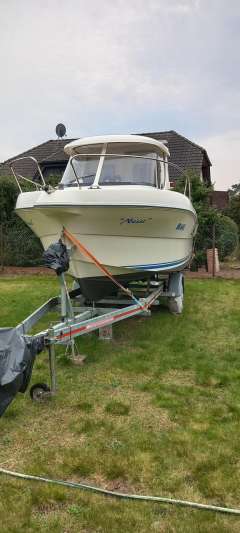 Quicksilver 580 Pilothouse