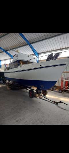Gruno Motoryacht Stahlboot Verdränger