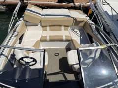 Glastron GT 229