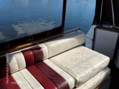 Sea Ray DA 300 SUNDANCER