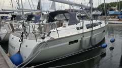 Bavaria 37 Cruiser Sailing yacht