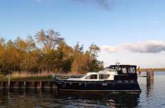 Altena Familycruiser 120 Motorna jahta