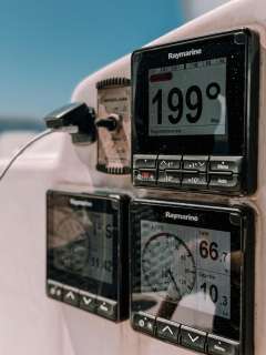 Outremer Danson 45 | Dive Compressor | Lithium |