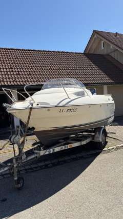 Quicksilver Activ 470 Cabin