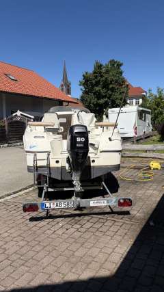 Quicksilver Activ 470 Cabin