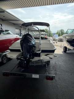 Bayliner Element 160