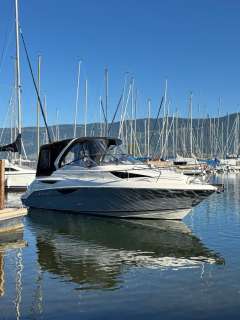 Larson Cabrio 857 Bateau à cabine