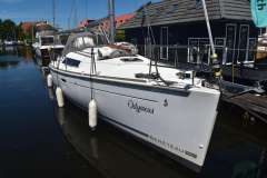 Beneteau Oceanis 37 Plachetní jachta