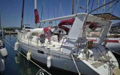 Beneteau Oceanis 390 Sailing yacht