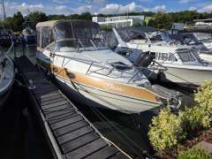 Stingray 240CS Motor yacht