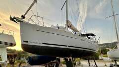 Beneteau Oceanis 34 Limited Edition Sailing yacht