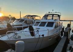 Hemmes de Luxe 1200 Yate a motor
