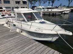 Beneteau Antares 6.80 Barco pesquero