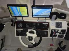 AB Marine Bayliner 2556