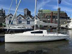 Beneteau First 24