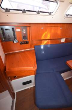 Hanse 320