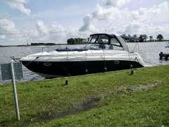 Rinker 320 Fiesta Vee