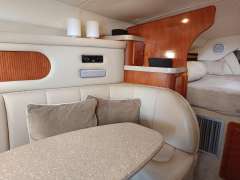 Rinker 320 Fiesta Vee