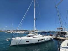 Beneteau Oceanis 51.1 Sailing yacht