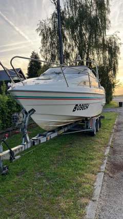 Sealine Senator 200 Bateau à cabine