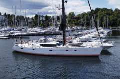 Oyster 655 Sailing yacht