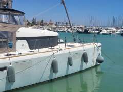 Lagoon 39