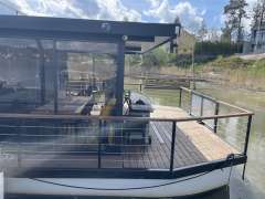 Husbåt Powercatamaran