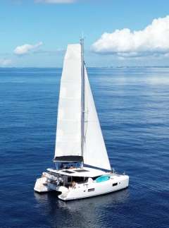 Lagoon 42