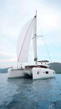 Lagoon 42 4