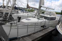 Wauquiez 40 Pilot Saloon