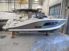 Quicksilver Activ 875 Sundeck mit 400PS Sportboot