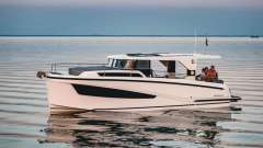 Delphia 10 Lounge Top Hardtop