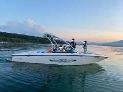 Moomba Mobius XLV 23" Wakeboard/Wakesurf