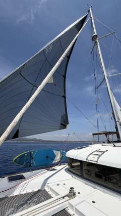 Lagoon 39