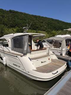 Marex 375 - Neuwertige-Motoryacht