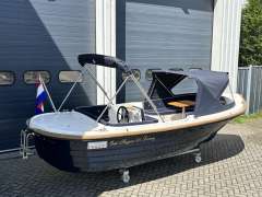Oud Huijzer 575 Luxury Tuckerboot