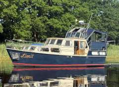 Pedro 950 Yacht à moteur