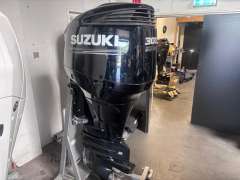 Suzuki DF300AP Izvenkrmni motor