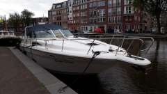 Sea Ray Searay 37 Sport boat