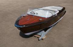 Boesch Cabrio De Luxe 580
