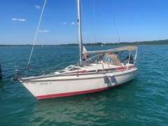 Bavaria 890