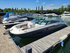 Sea Ray SDX 270 Bowrider